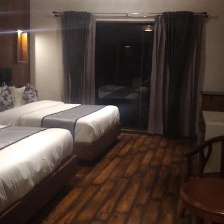 Biranji Aqua Retreat Hotel จิกมากาลูร์ ภายนอก รูปภาพ