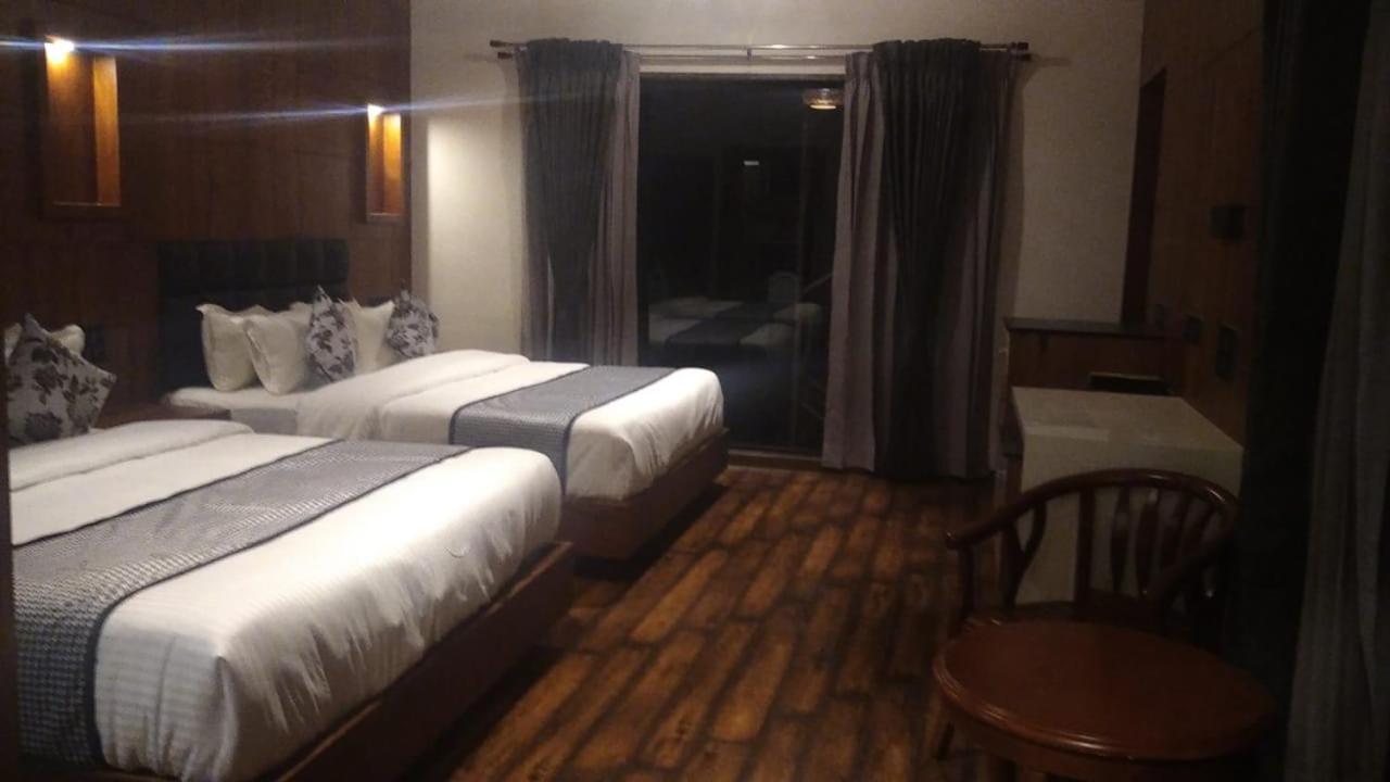 Biranji Aqua Retreat Hotel จิกมากาลูร์ ภายนอก รูปภาพ