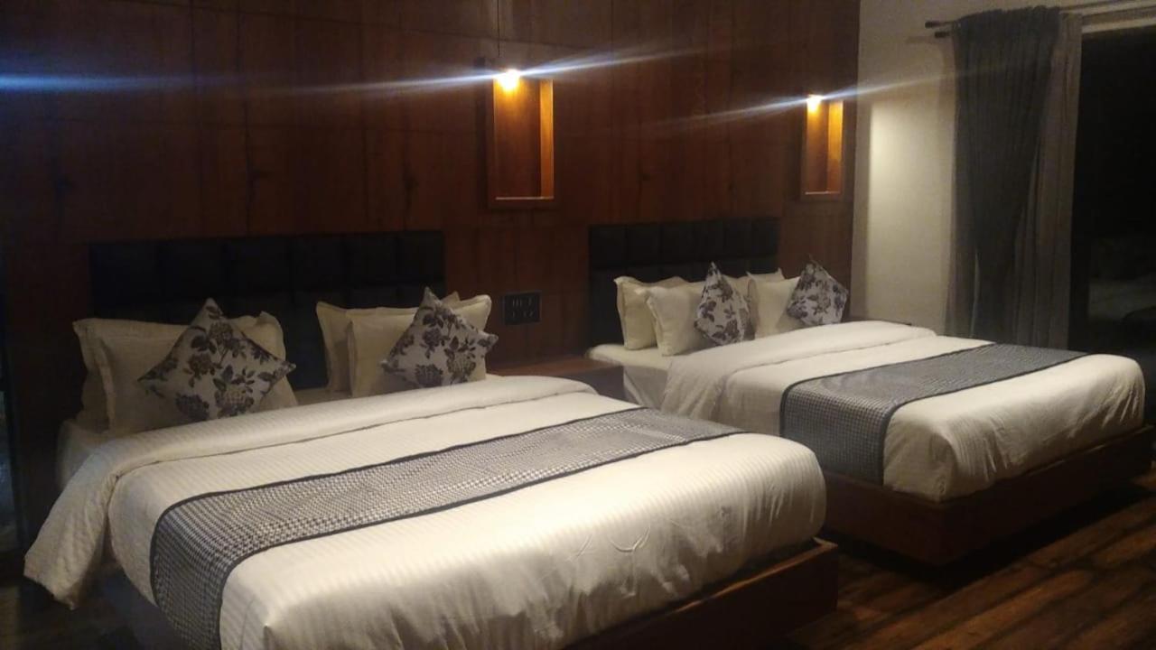 Biranji Aqua Retreat Hotel จิกมากาลูร์ ภายนอก รูปภาพ