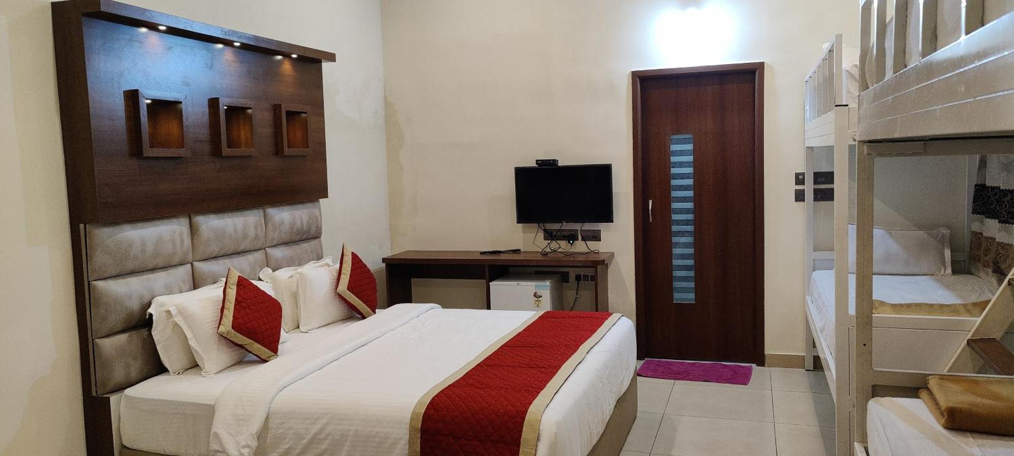 Biranji Aqua Retreat Hotel จิกมากาลูร์ ห้อง รูปภาพ