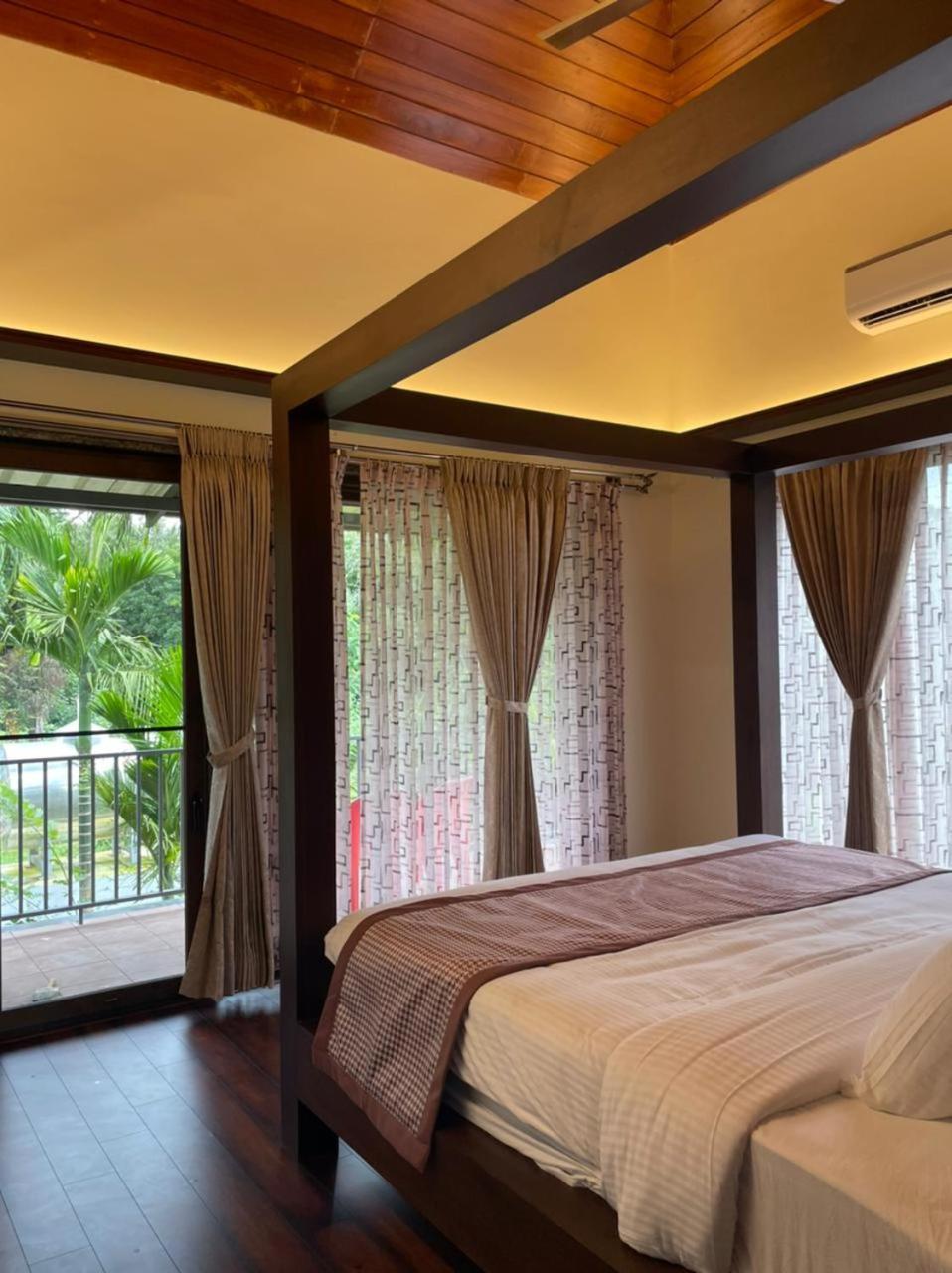 Biranji Aqua Retreat Hotel จิกมากาลูร์ ภายนอก รูปภาพ