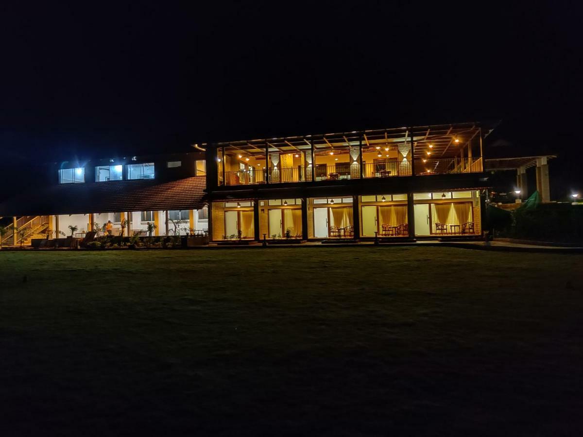 Biranji Aqua Retreat Hotel จิกมากาลูร์ ภายนอก รูปภาพ